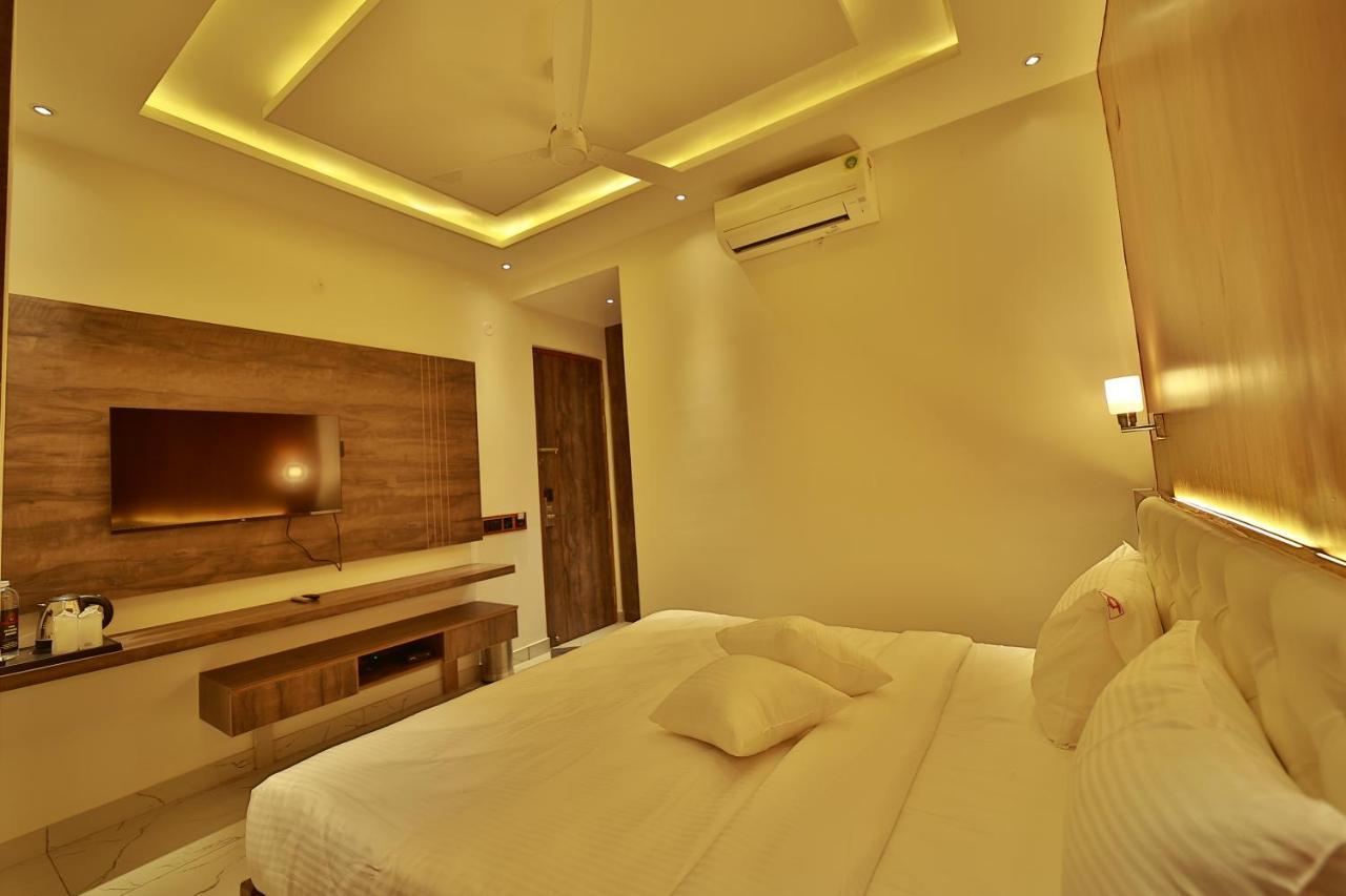 The Mysore Grand Esterno foto