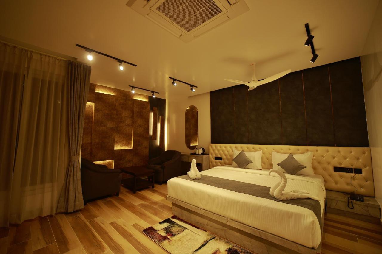 The Mysore Grand Esterno foto